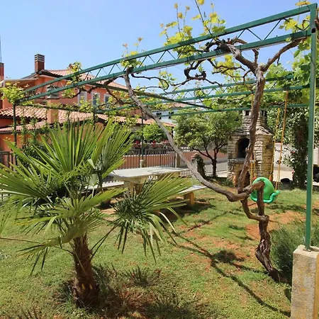 Milan A4, 50 M From The * Novigrad Istria