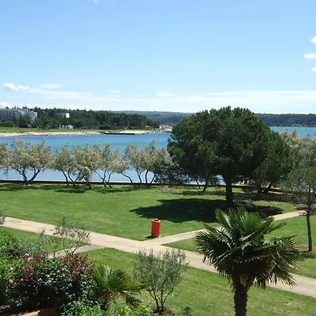 Milan A4, 50 M From The Daire *